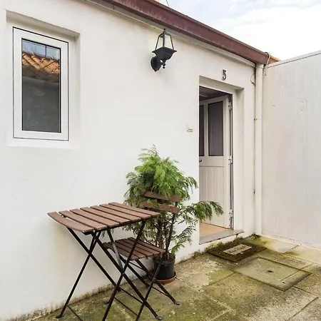 Island House * Oporto