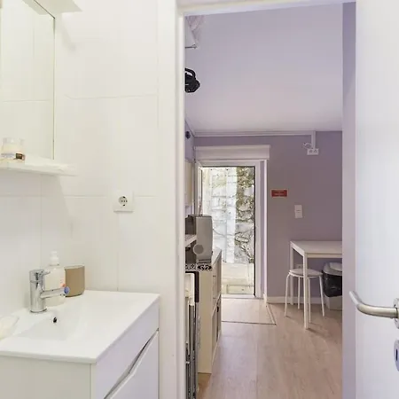 아파트 Island House *